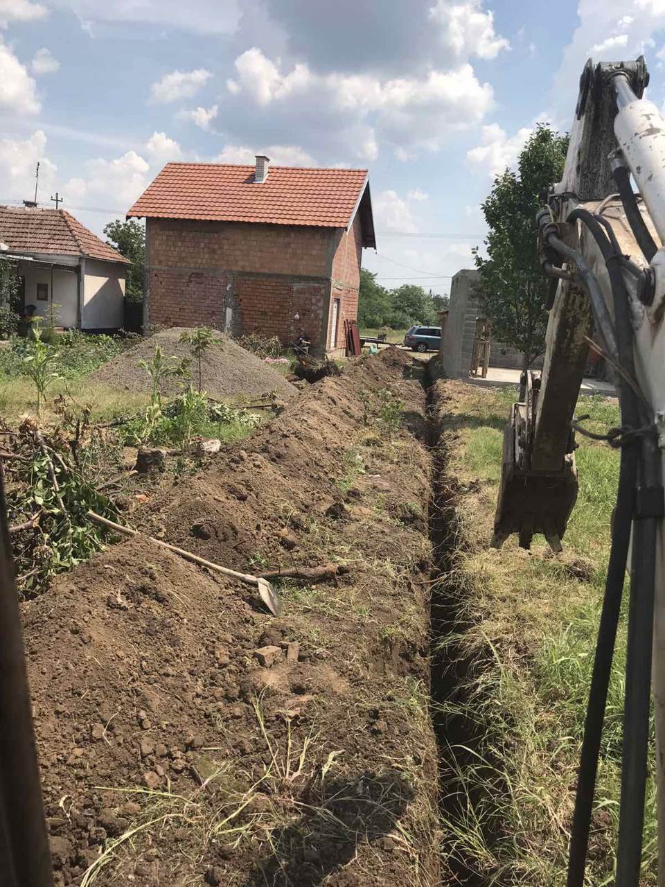 iskop-mini-bagerom-sabac-td-kop