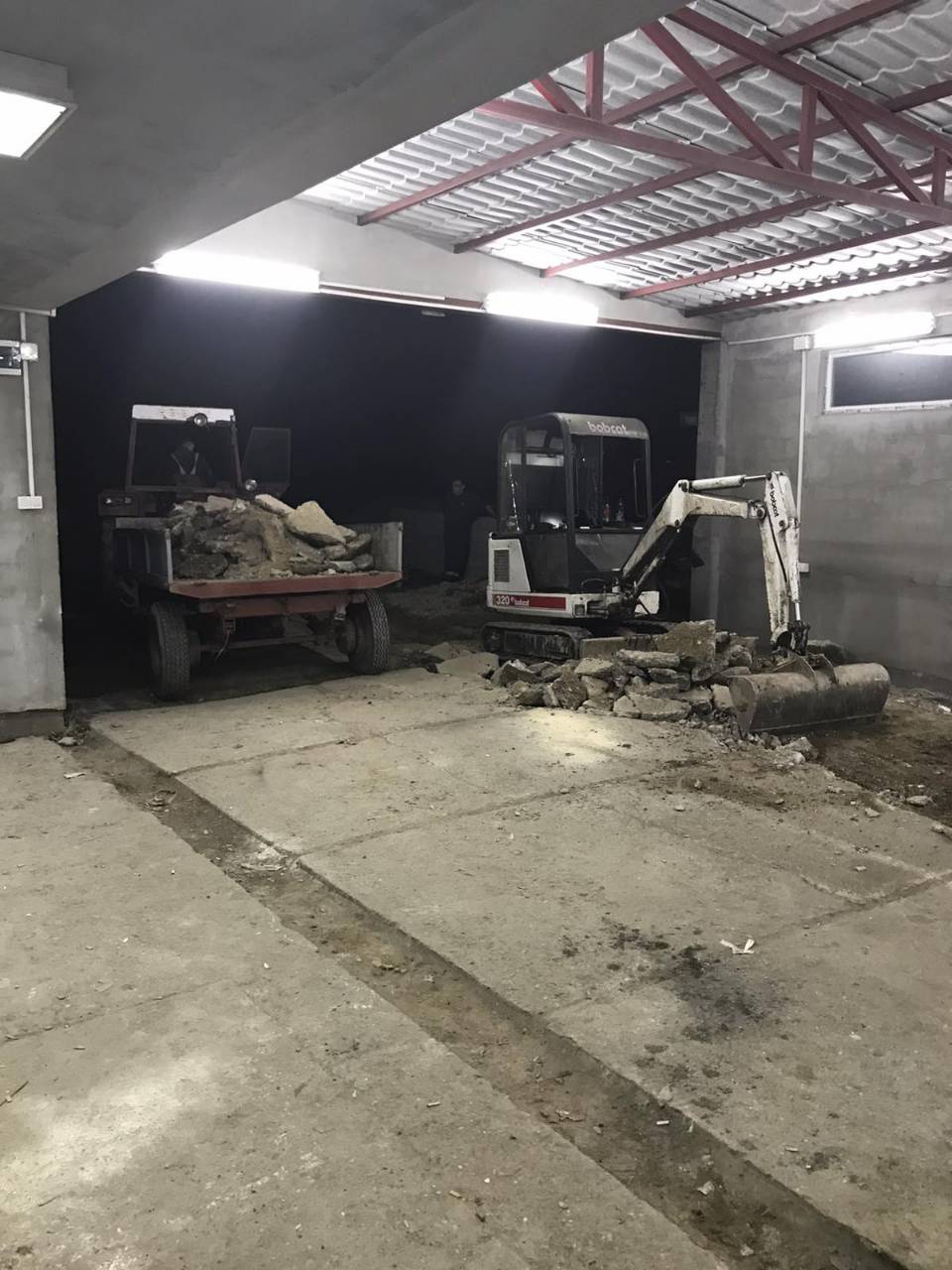 iskop-mini-bagerom-sabac-td-kop