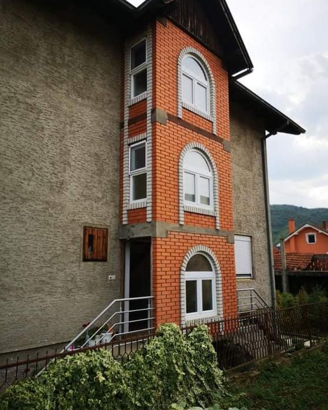 ALU i PVC stolarija Vlasotince Mladenović